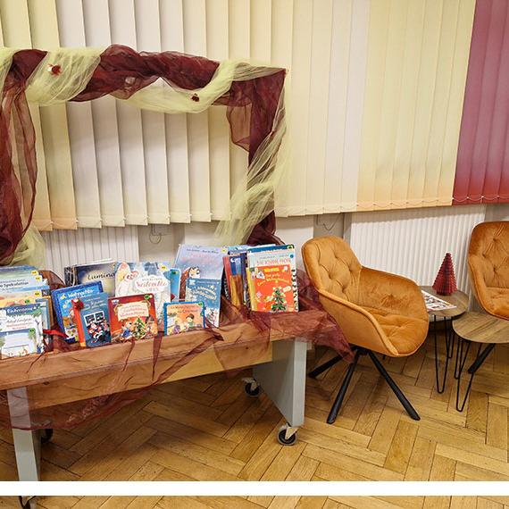 Slider im Kopf der Homepage der Bücherei Memmelsdprf